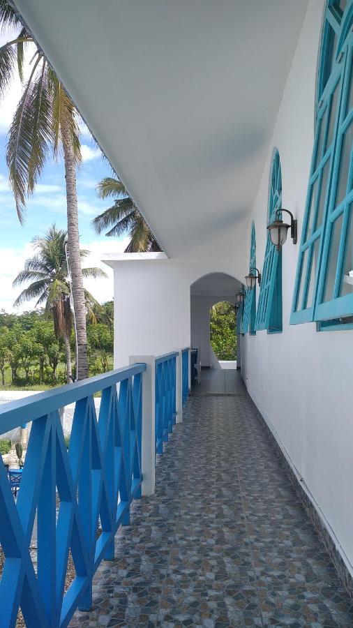 Anjo Maumere Hotel & Restaurant Exterior foto